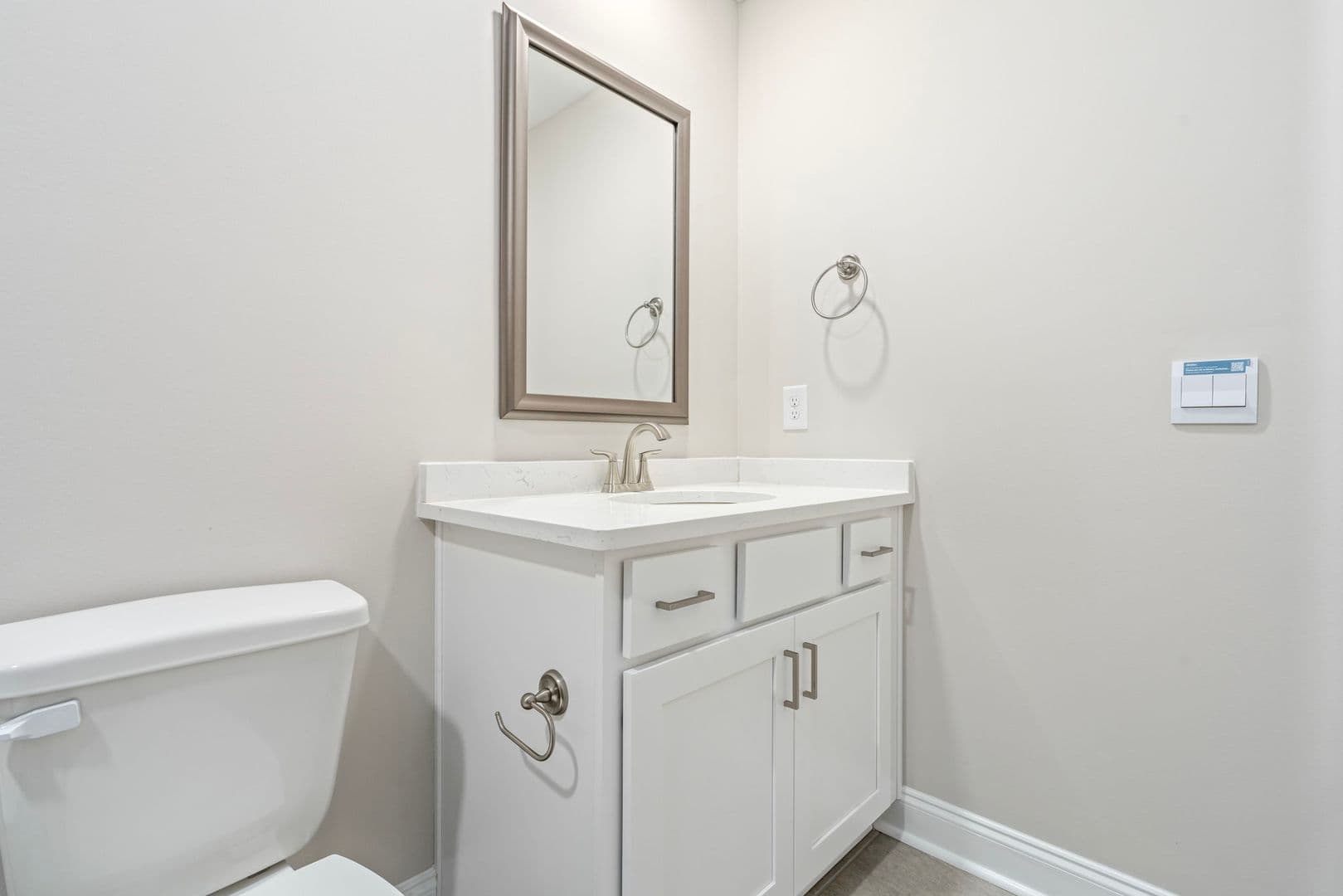 Auburn Townhome: 904 Winslow Ct.