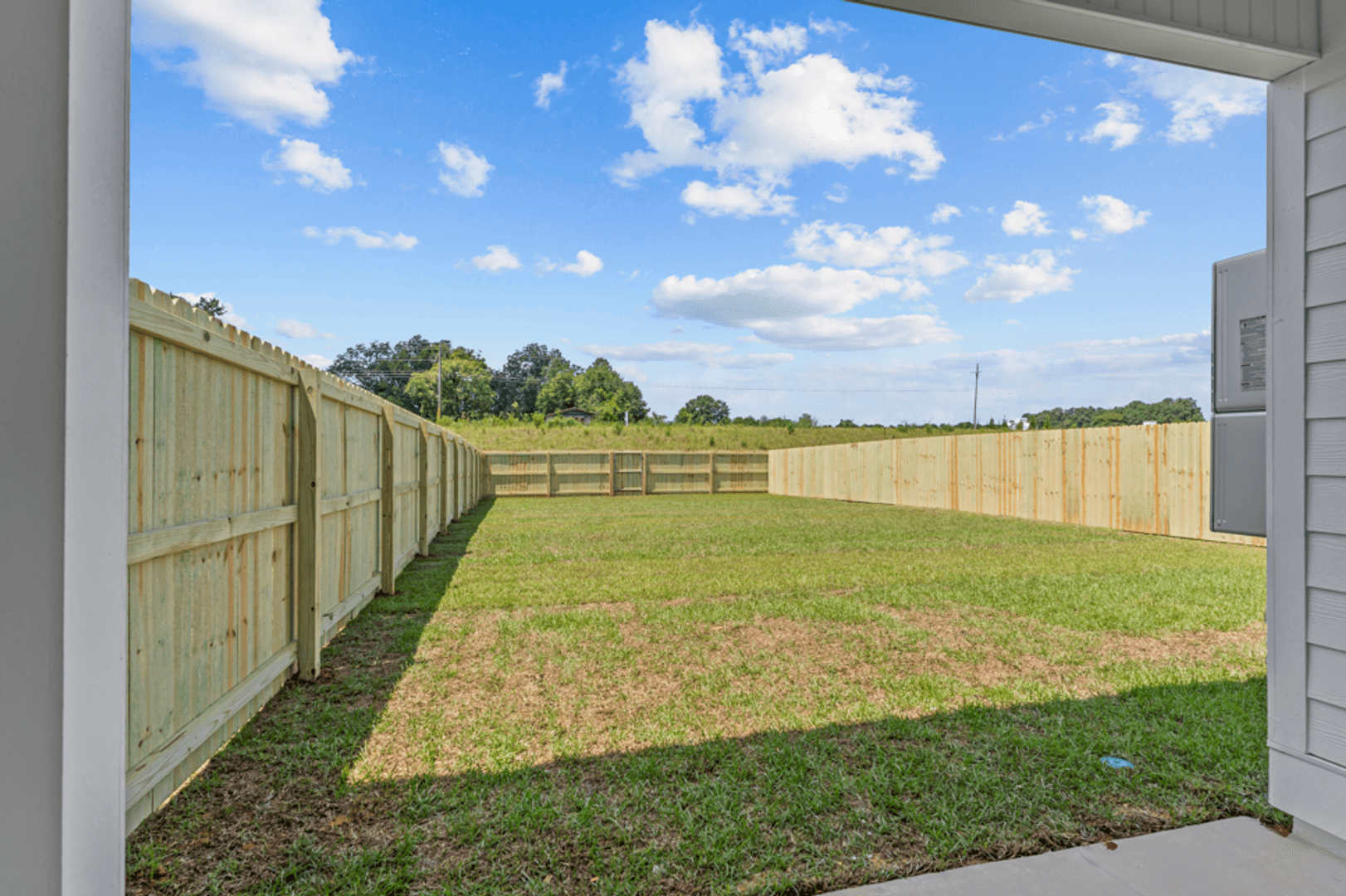 Enterprise Townhome: 208 Clifton Dr.