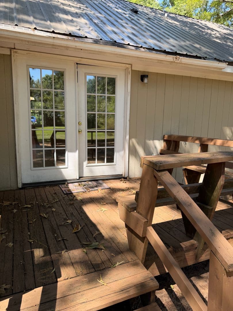 Opelika House: 503 Lake Condy Rd.