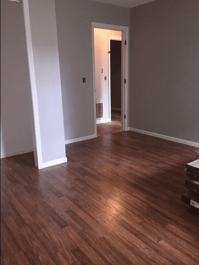 Auburn Apartment: 108-110 Lacosta Circle