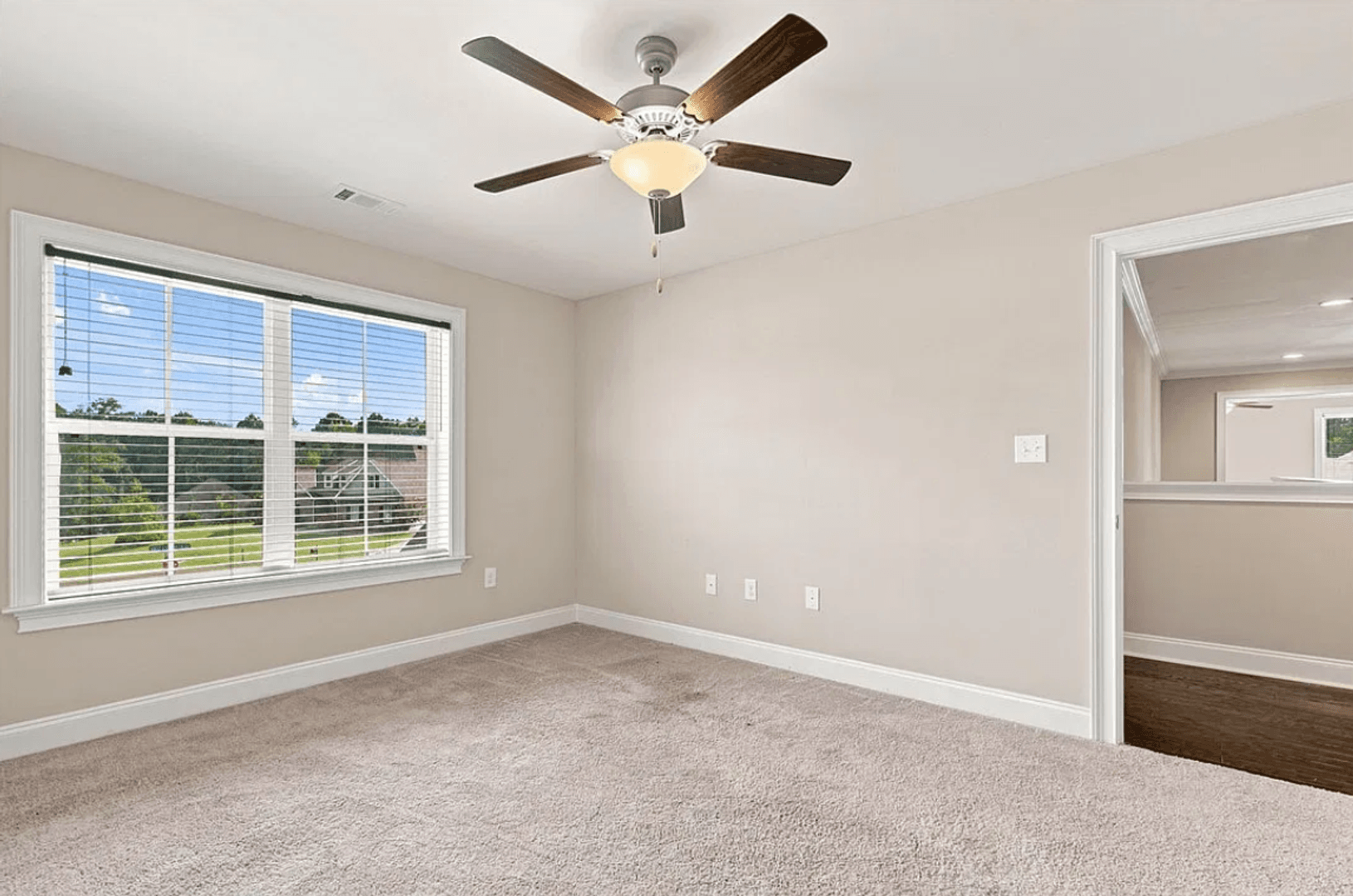 Opelika House: 856 Violet Ln