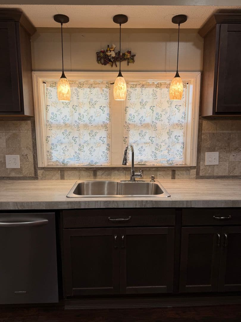 Opelika House: 503 Lake Condy Rd.