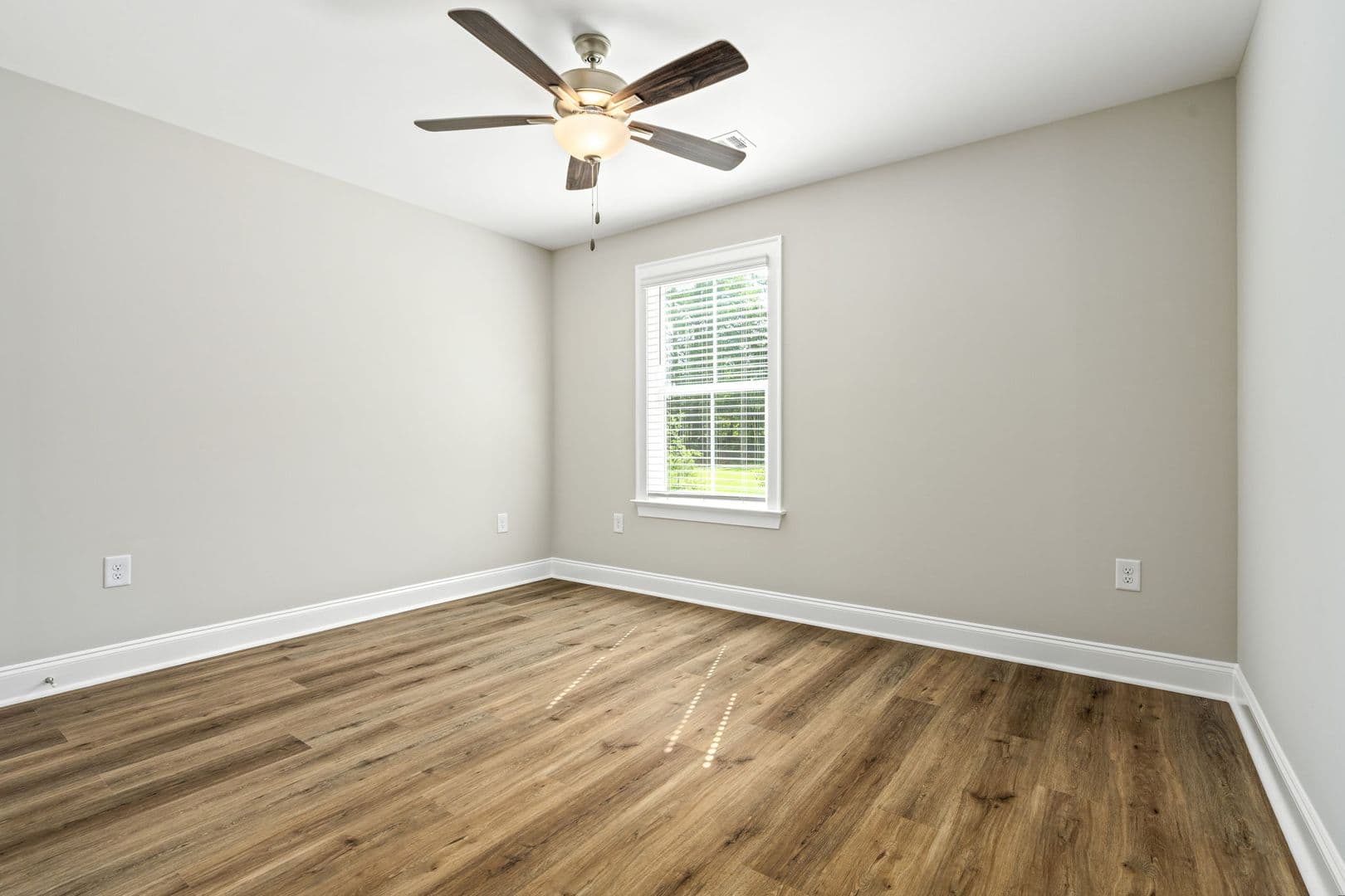 Auburn Townhome: 904 Winslow Ct.