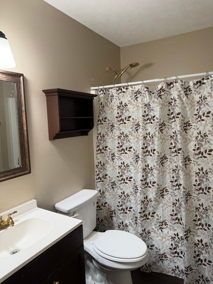 Opelika House: 503 Lake Condy Rd.