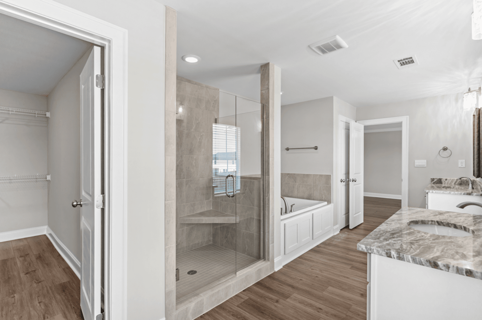 Enterprise Townhome: 212 Clifton Dr.