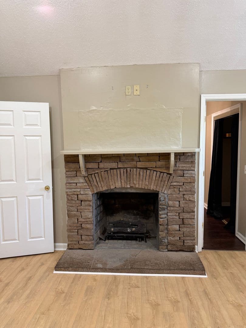 Opelika House: 503 Lake Condy Rd.