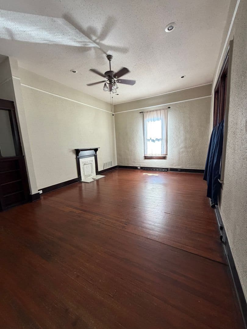 Opelika House: 707 Ave. D