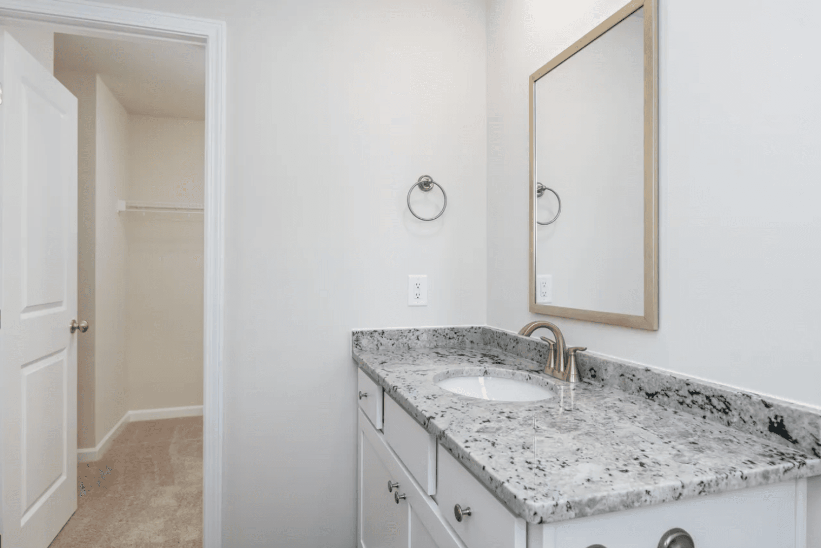Wetumpka House: 18 Coolidge Dr.