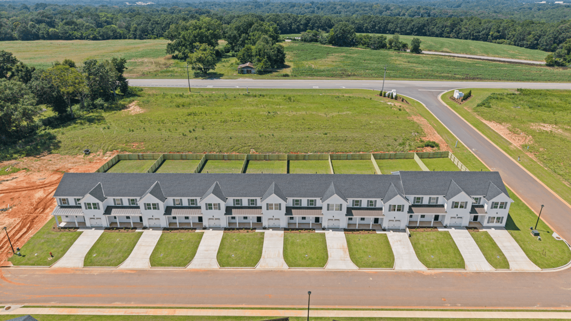 Enterprise Townhome: 202 Clifton Dr.