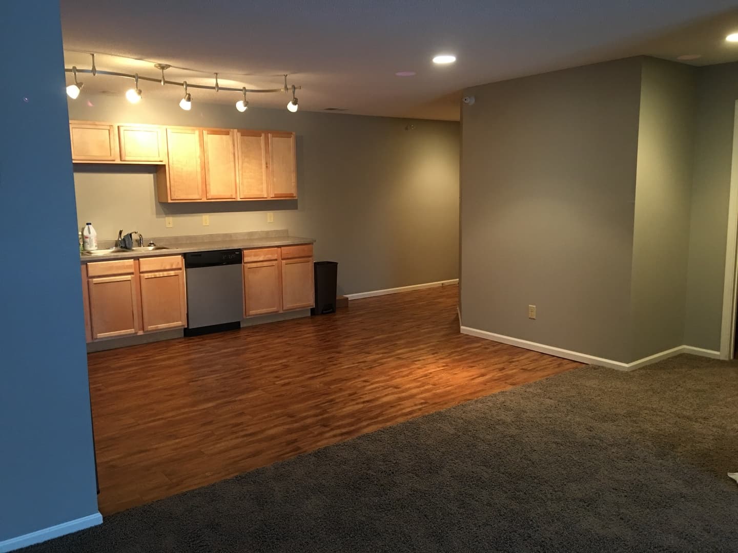 Grand Forks Apartment: 2530 17th Ave S