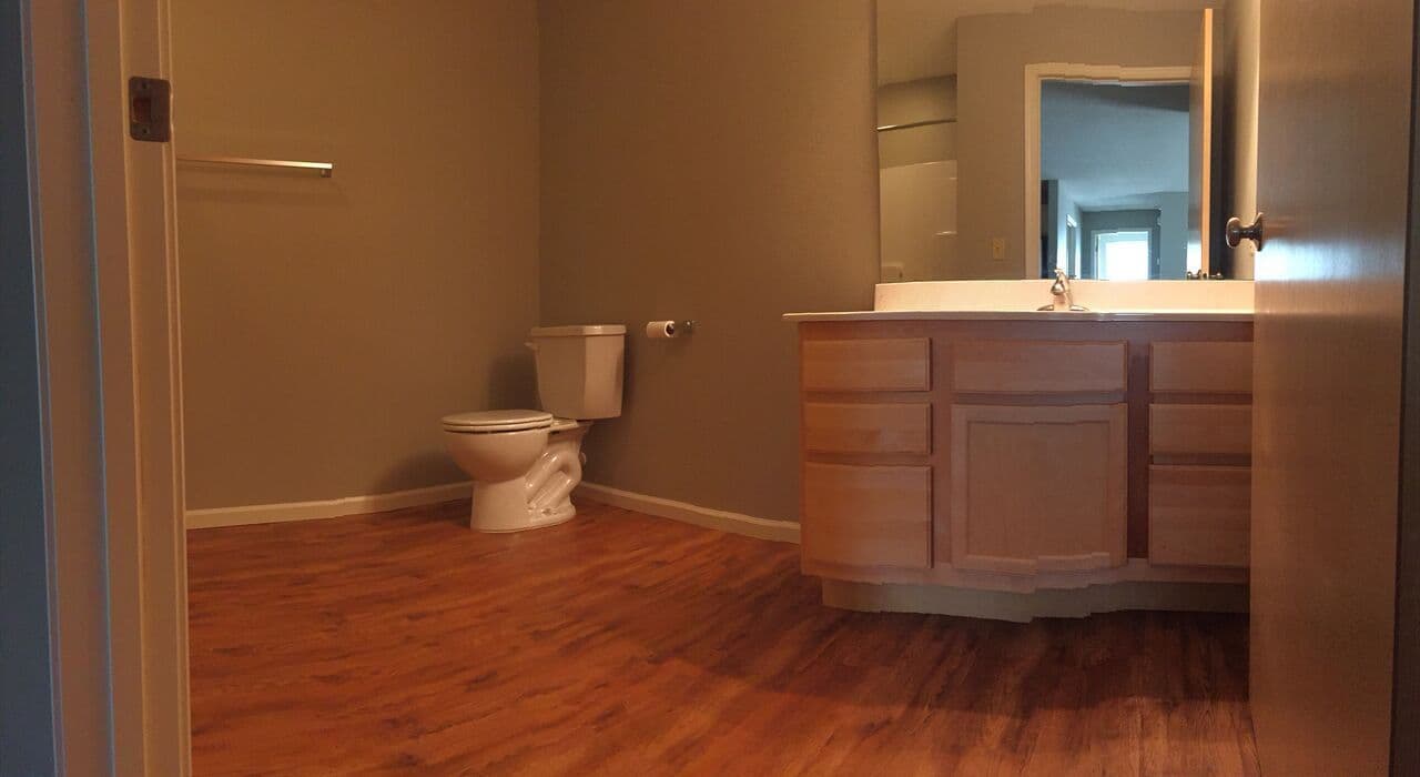 Grand Forks Apartment: 2530 17th Ave S