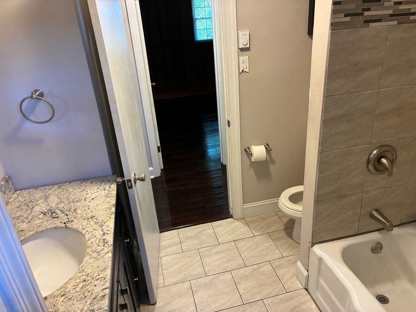 Kingsport House: 4145 Skyland Drive