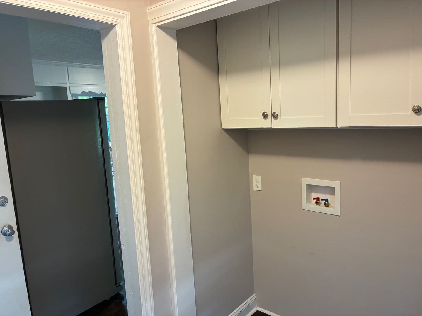 Kingsport House: 4145 Skyland Drive