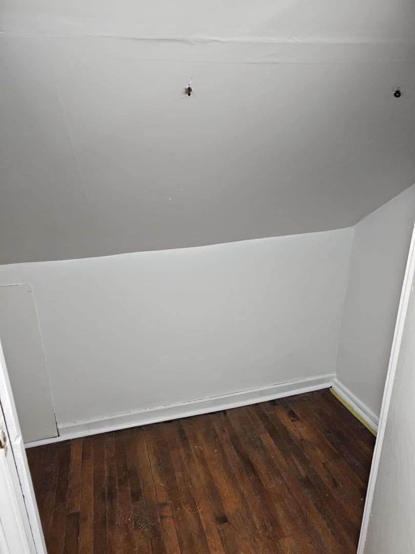 White Oak House: 3115 Quay Street