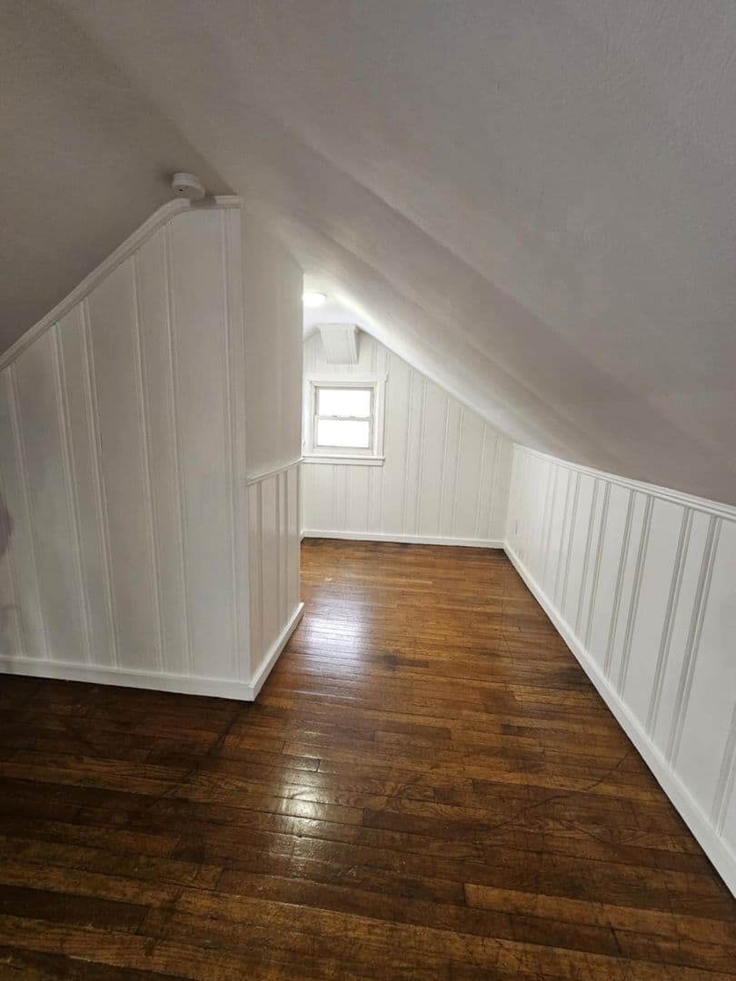 White Oak House: 3115 Quay Street