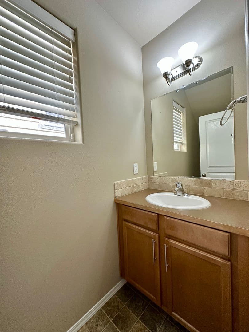 Bend House: 61158 SW Teton Lane