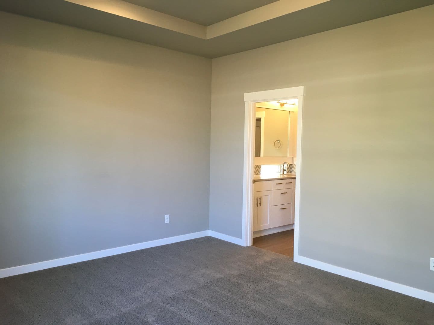 Redmond House: 3649 SW Badger Court