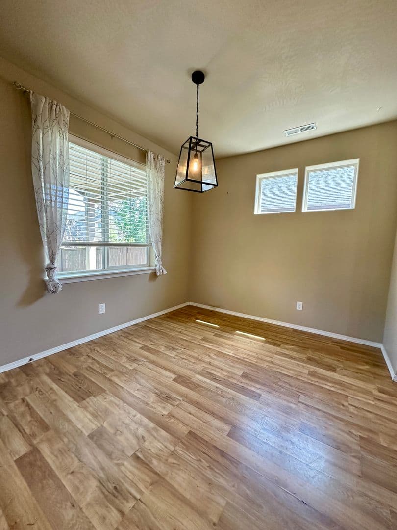 Bend House: 61158 SW Teton Lane