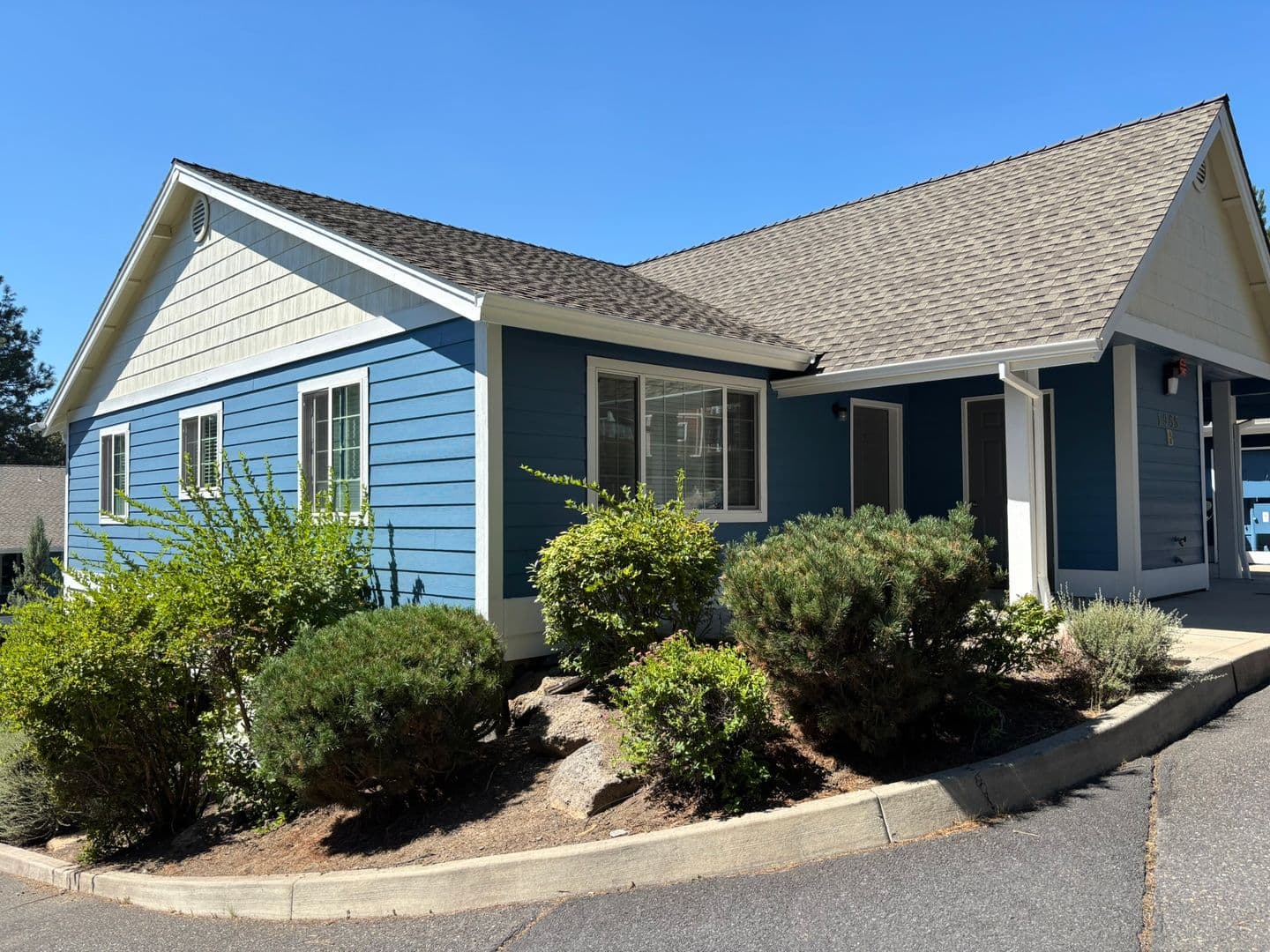 Bend Apartment: 1965 NW Monterey Pines