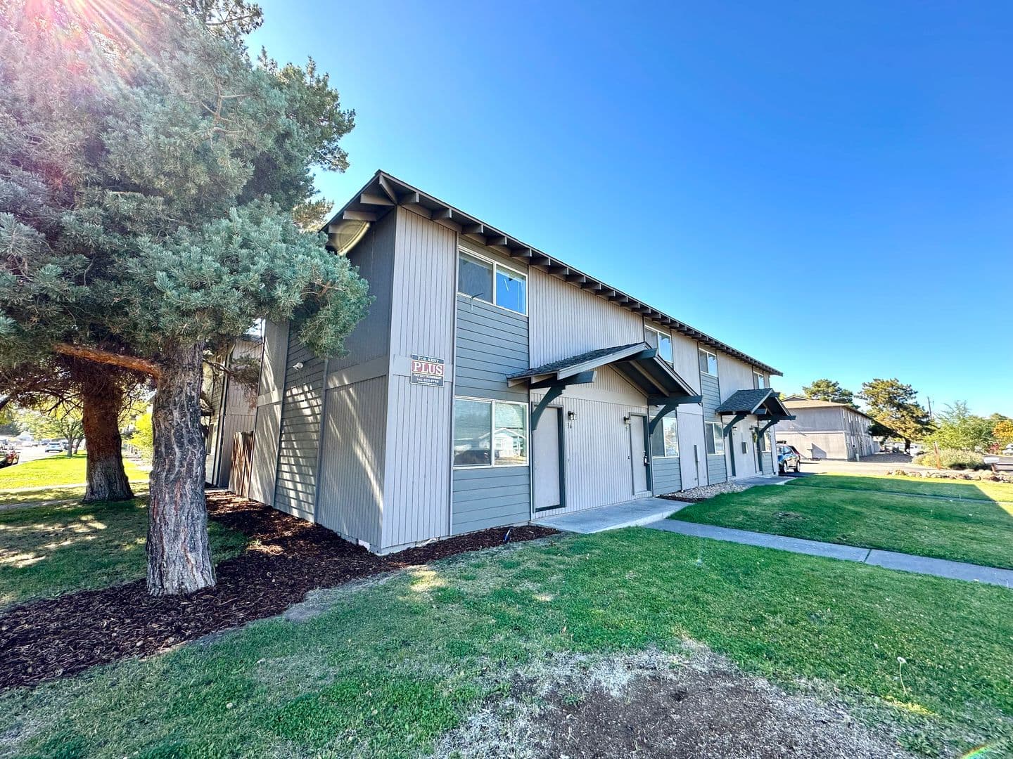 Redmond Apartment: 1612 SW Lava Avenue