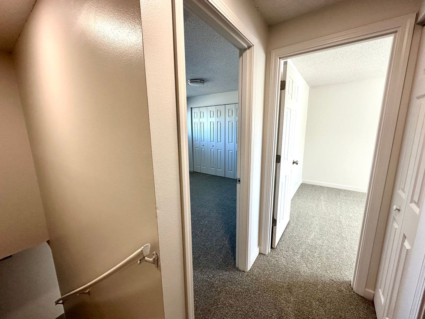 Redmond Apartment: 1612 SW Lava Avenue