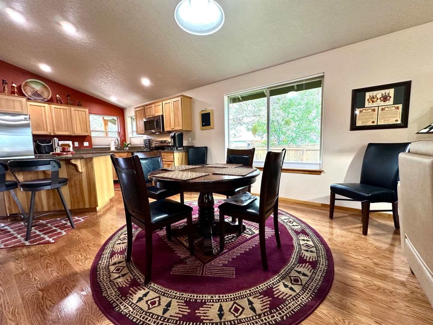 Bend House: 20537 Dylan Loop