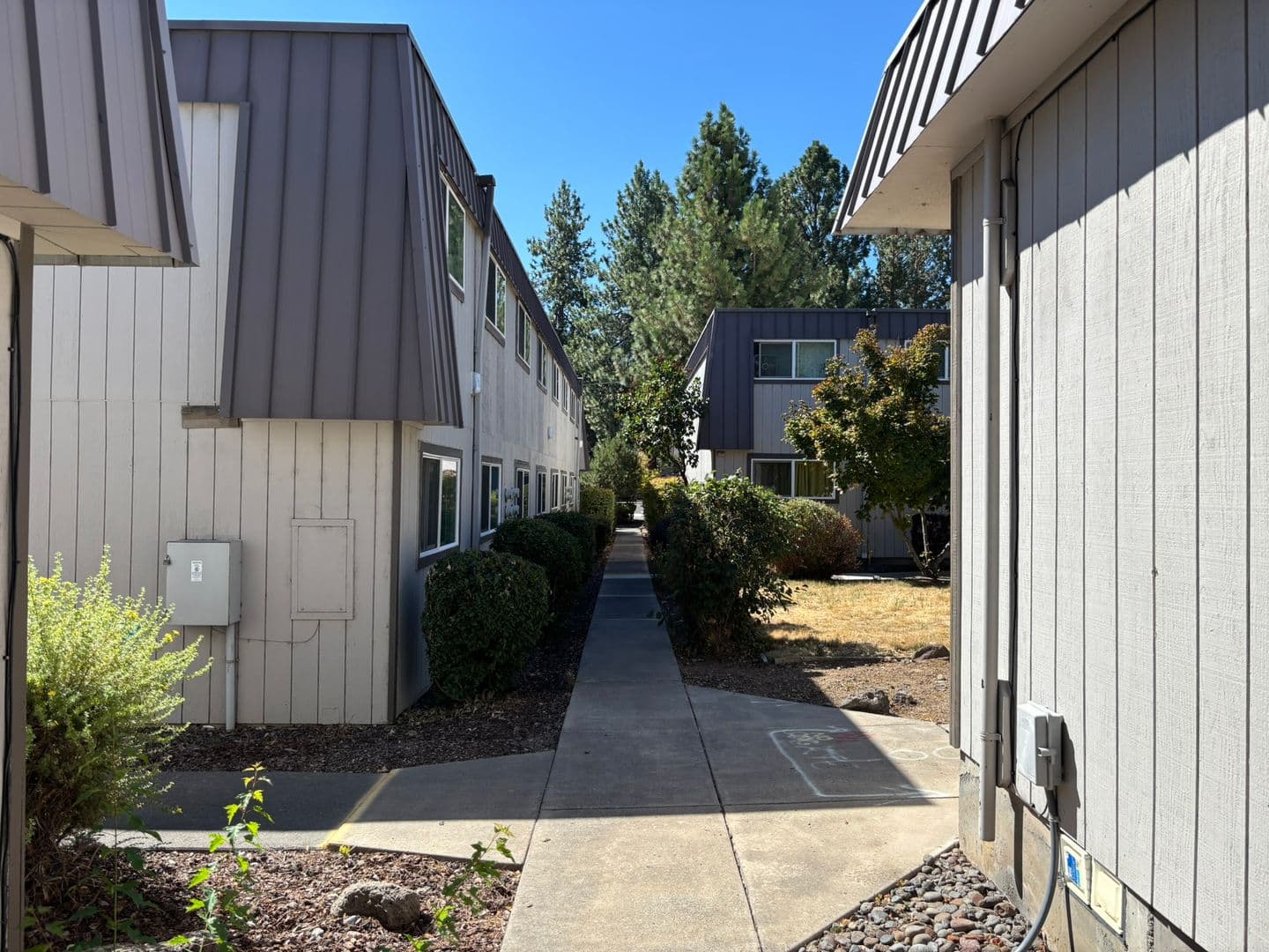 Bend Apartment: 1580 NW Newport