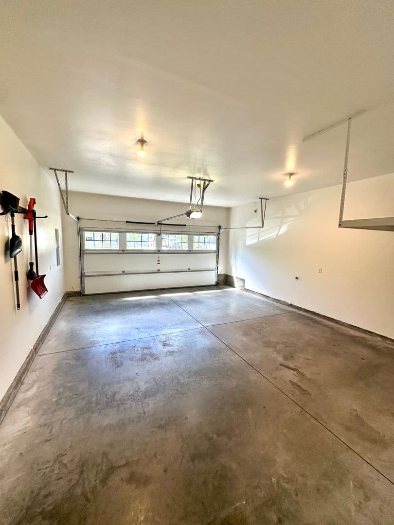 Bend House: 61158 SW Teton Lane