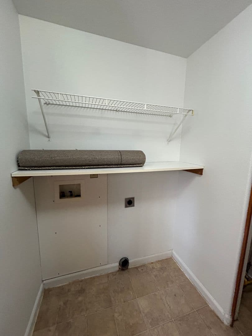 Bend Apartment: 2055 NE York Circle