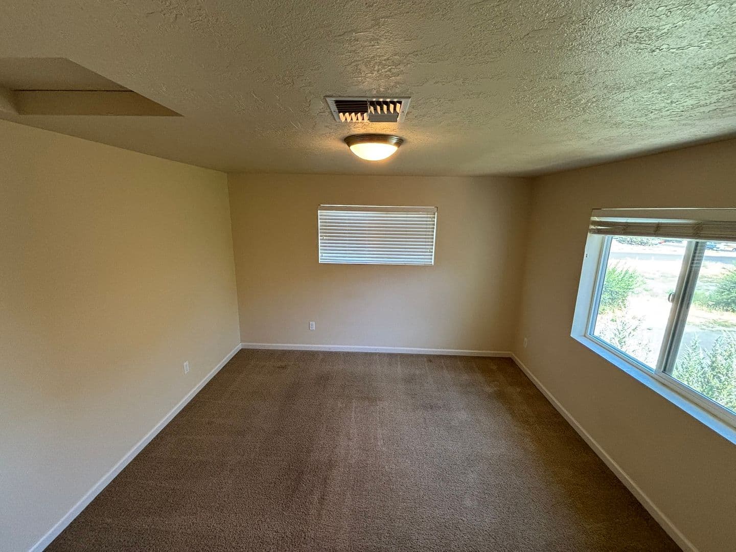 Bend Apartment: 792 NE Copperleaf Loop