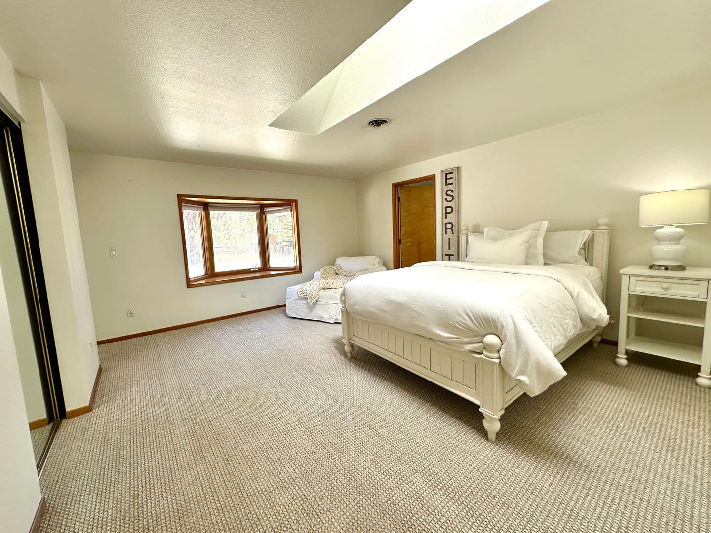 Sisters House: 305 W Washington