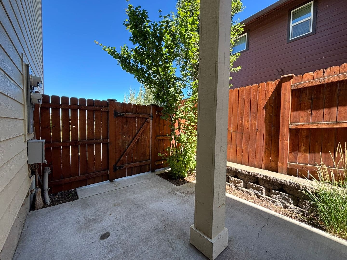 Bend Apartment: 792 NE Copperleaf Loop