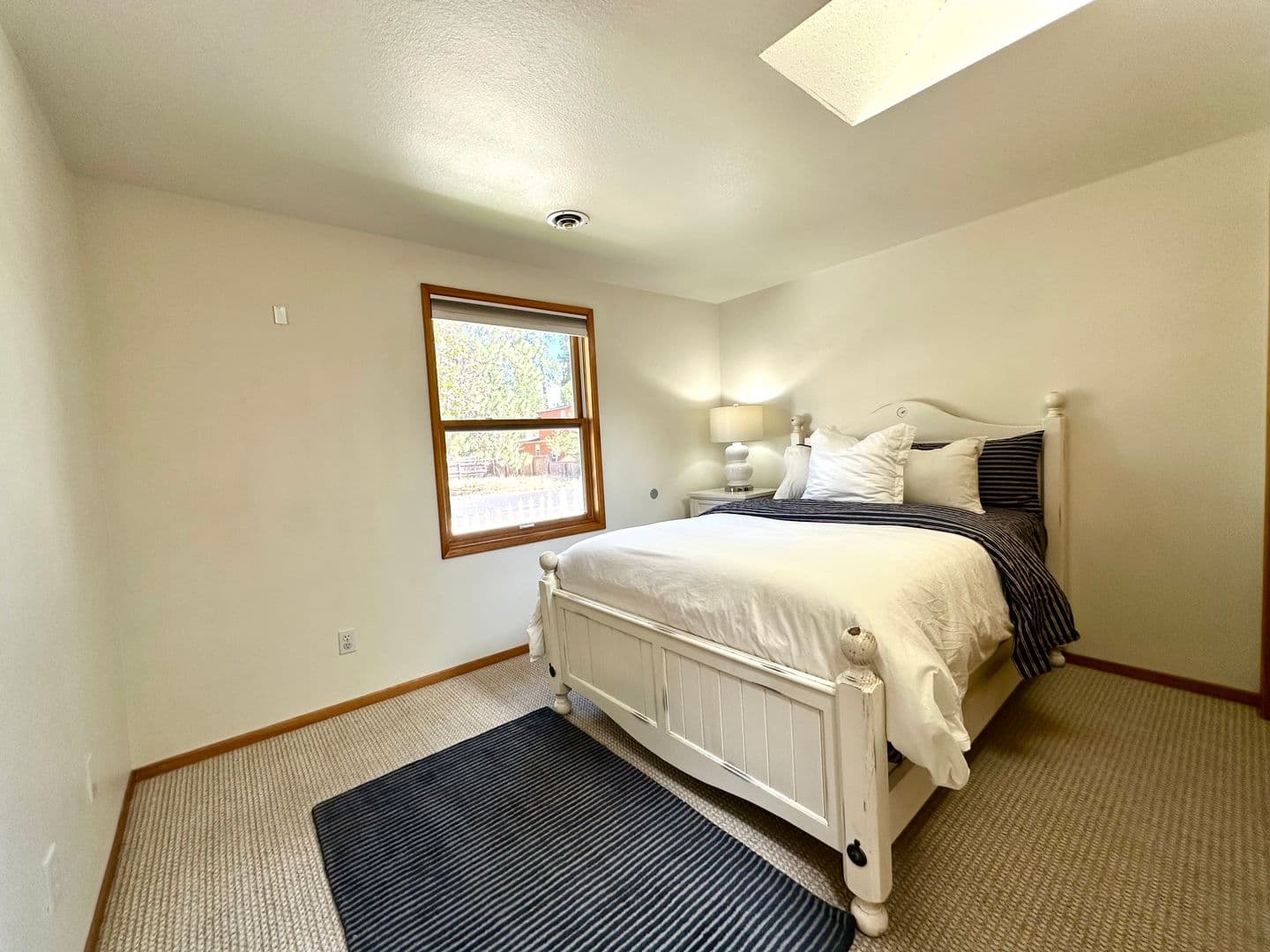 Sisters House: 305 W Washington