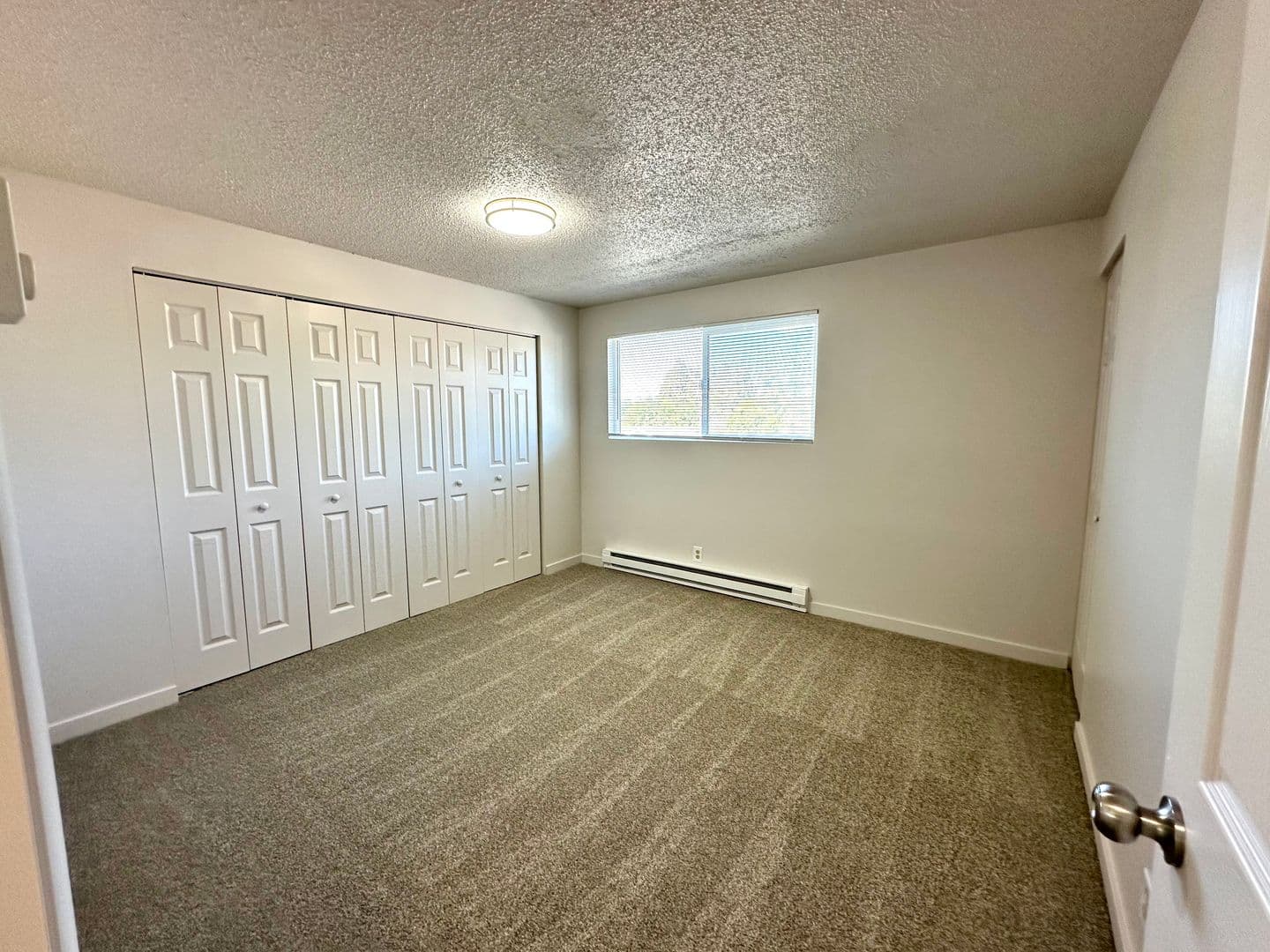 Redmond Apartment: 1612 SW Lava Avenue