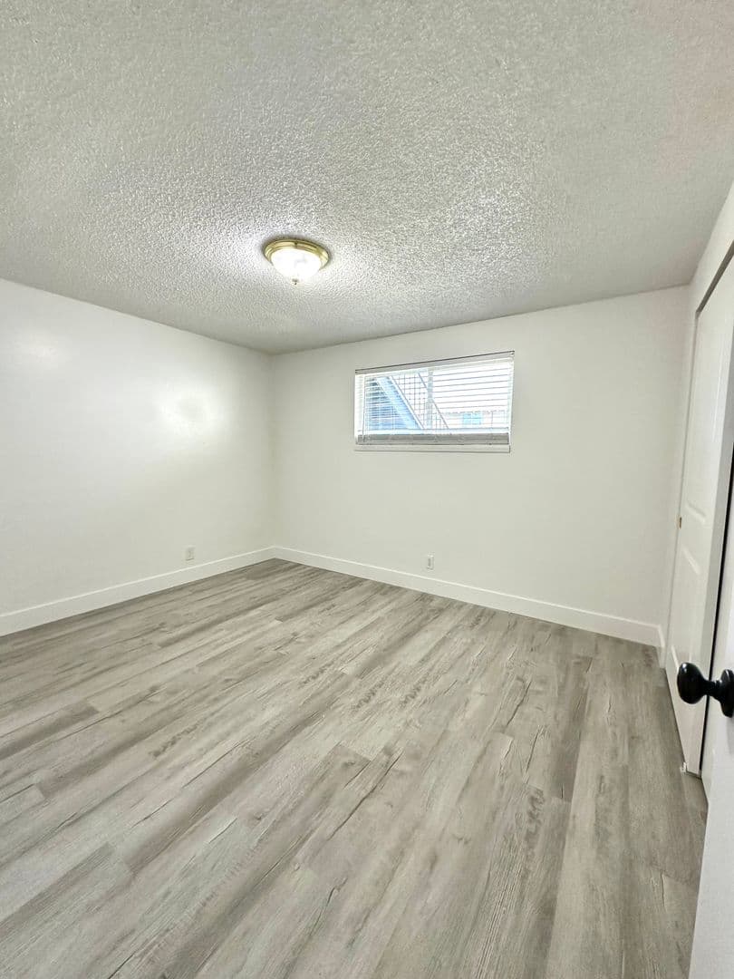 Redmond Apartment: 1620 SW Lava Avenue