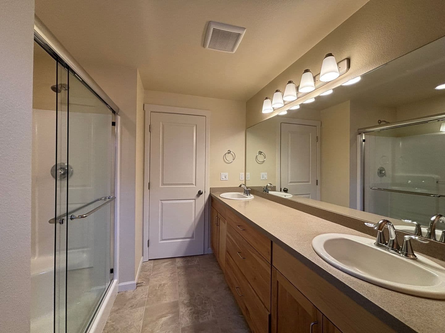 Bend Apartment: 792 NE Copperleaf Loop