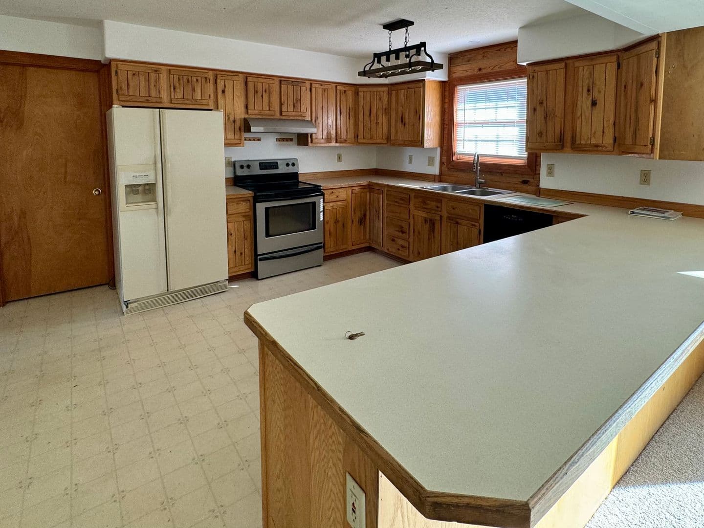 Terrebonne House: 13873 SW Peninsula Drive