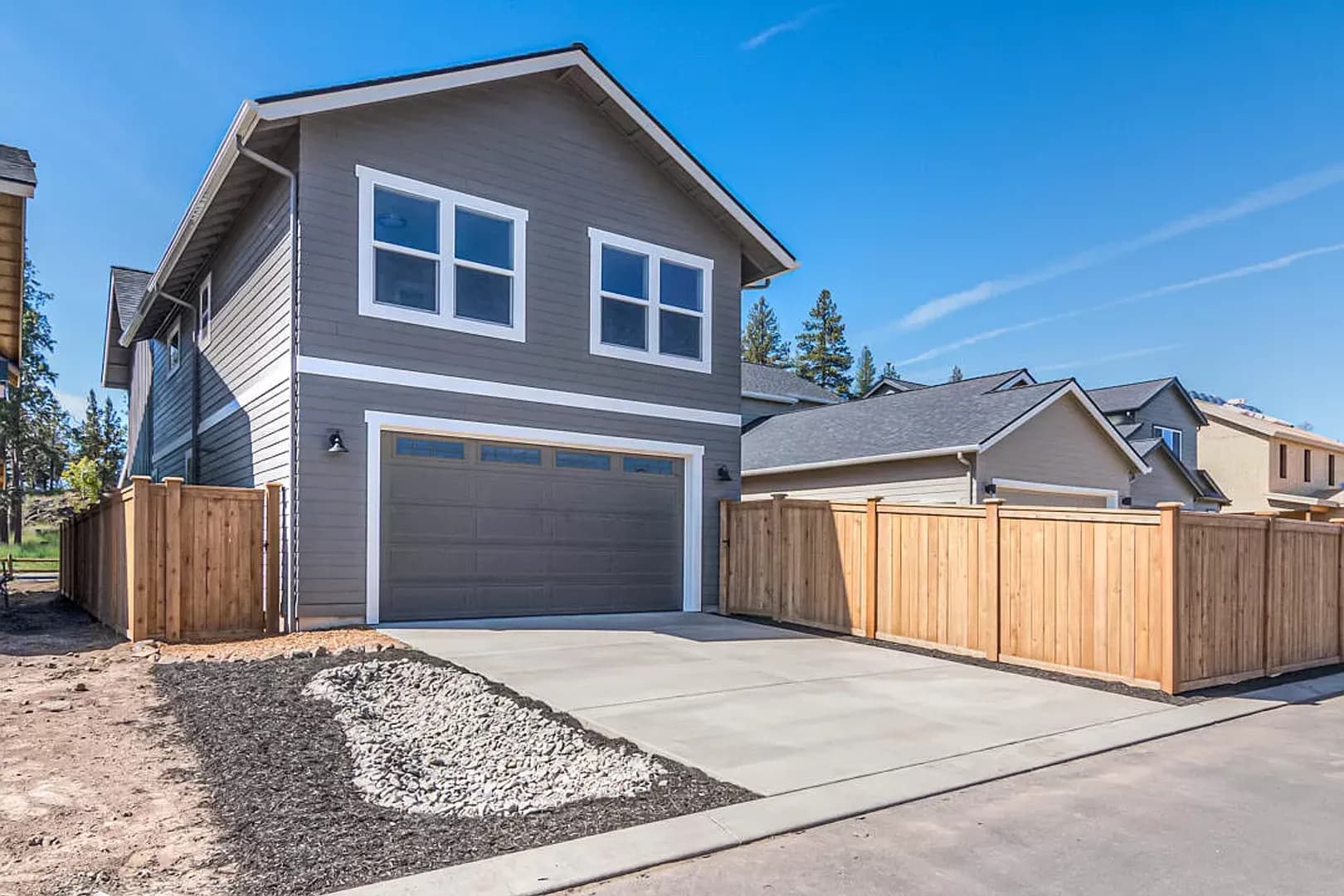 Bend House: 20478 Murphy Rd.