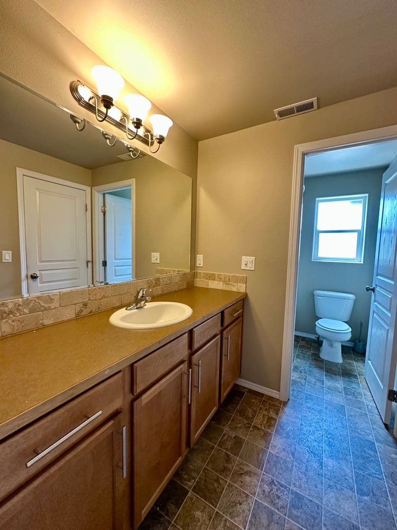 Bend House: 61158 SW Teton Lane