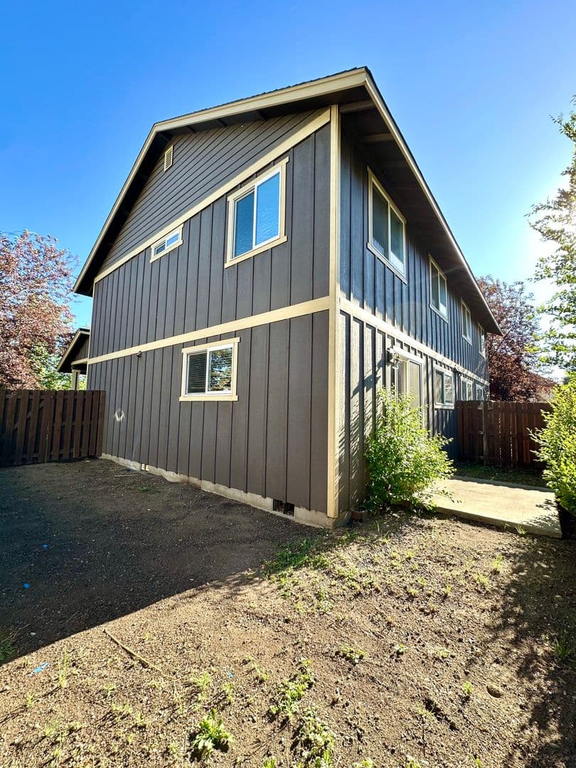 Bend Apartment: 21028 Damascus Ln