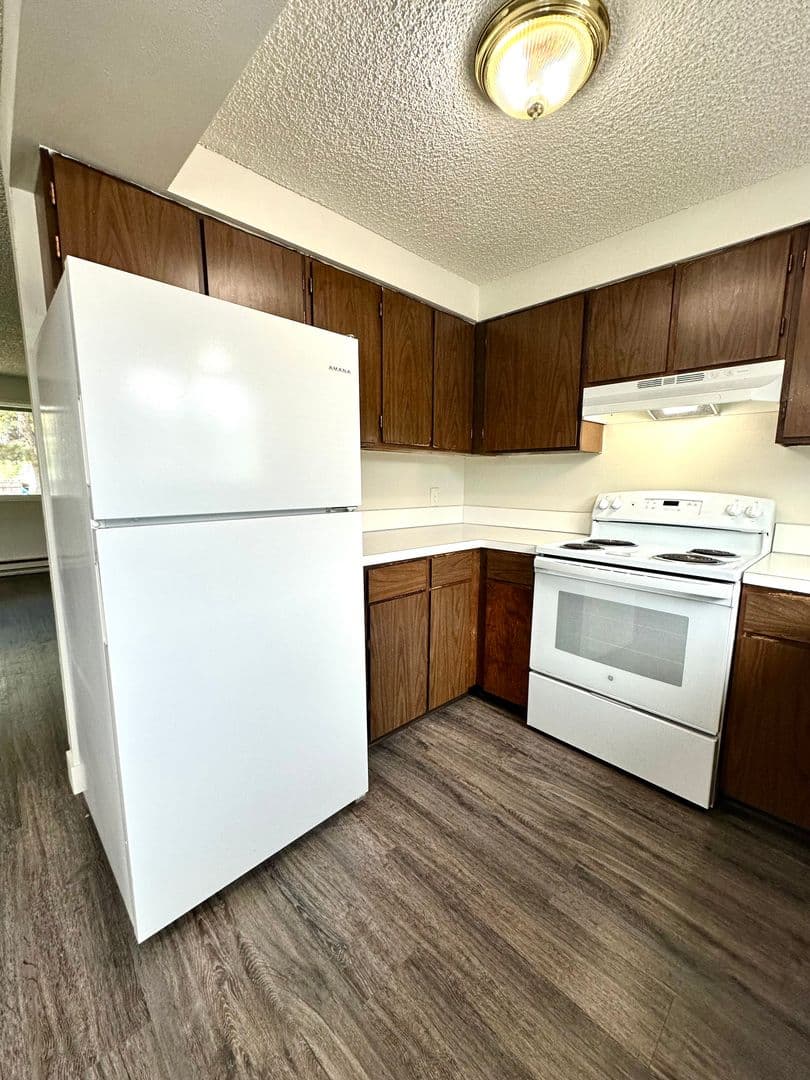 Redmond Apartment: 1624 SW Lava Avenue