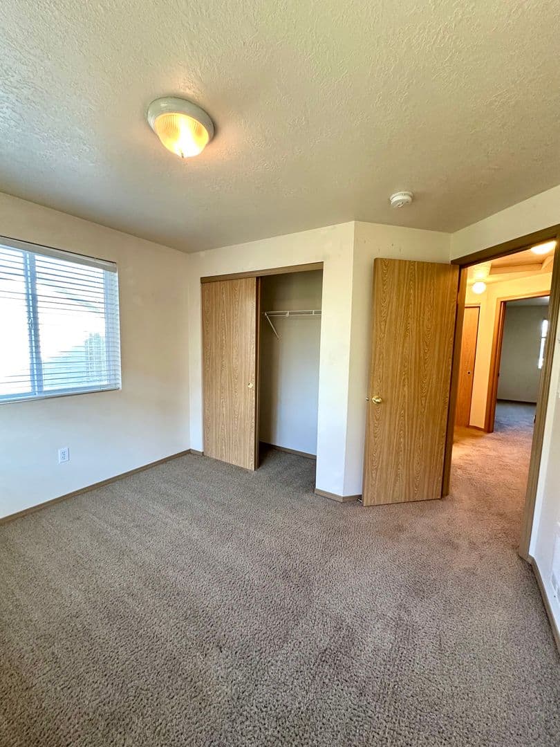 Bend Apartment: 21028 Damascus Ln