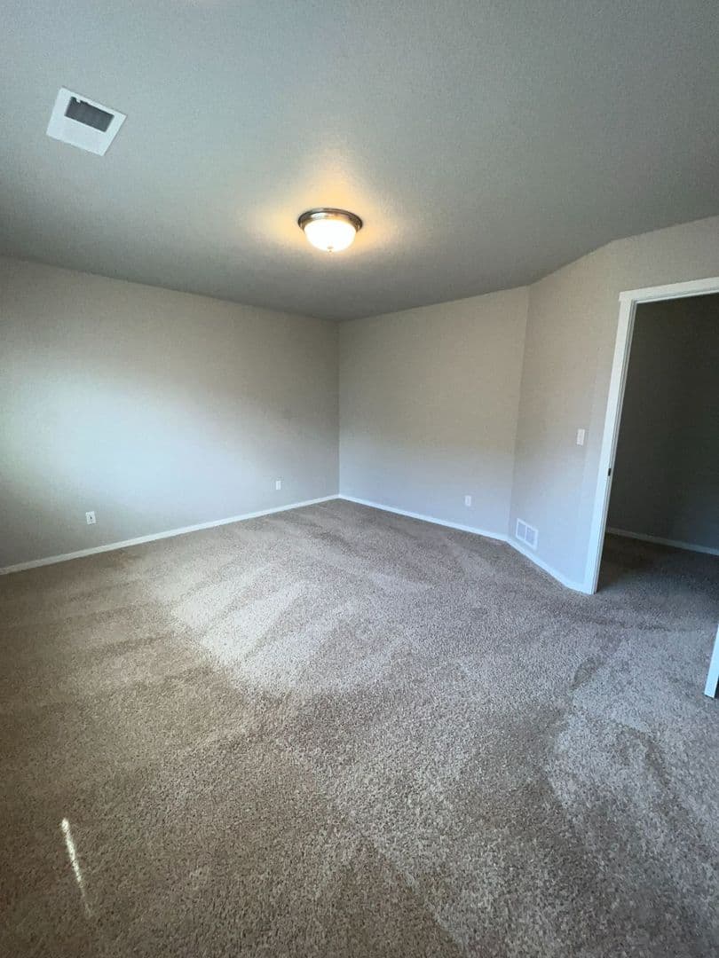 Bend House: 20505 SE Evian Ave