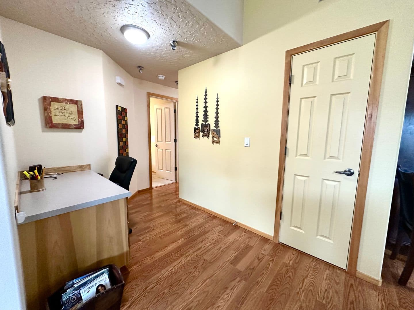Bend House: 20537 Dylan Loop