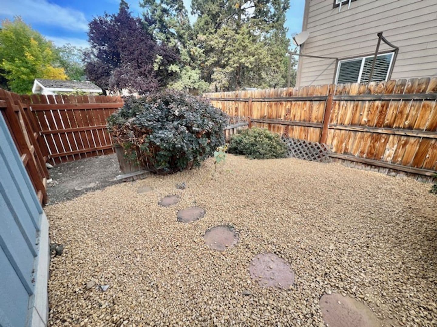 Bend House: 2521 NE Cretia Ct