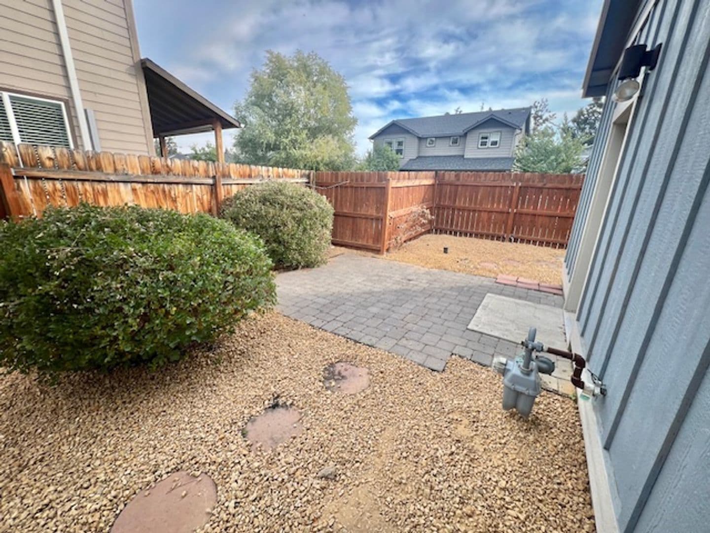 Bend House: 2521 NE Cretia Ct