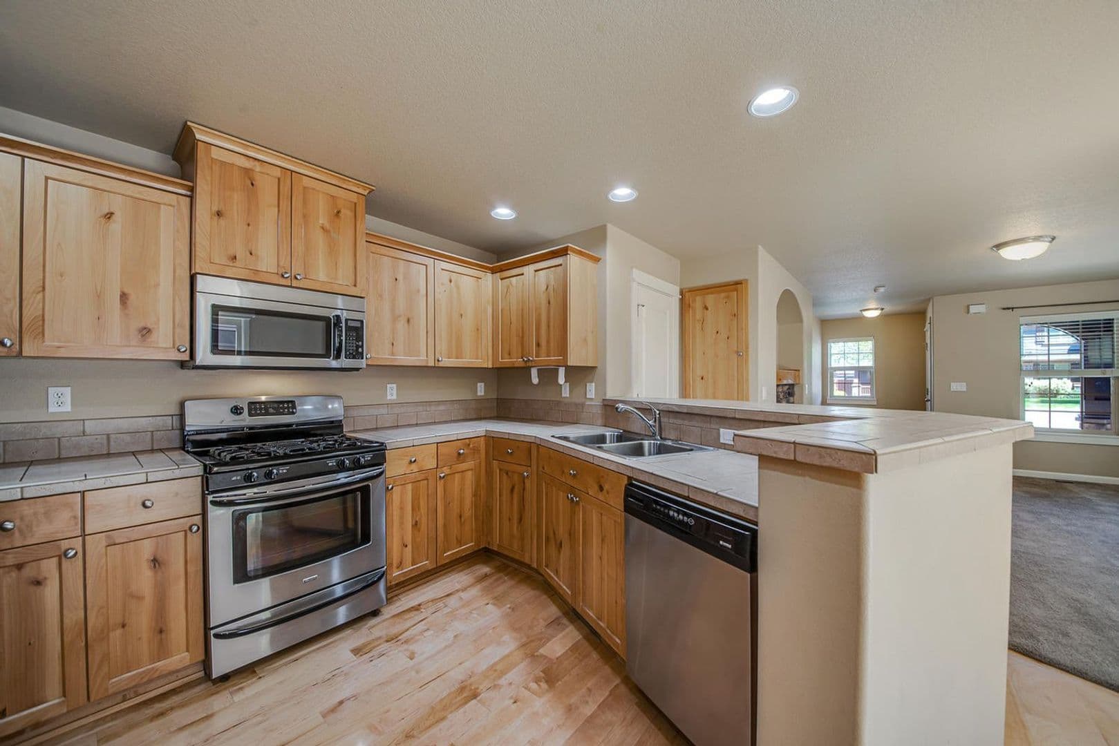 Bend House: 20469 Brentwood Ave