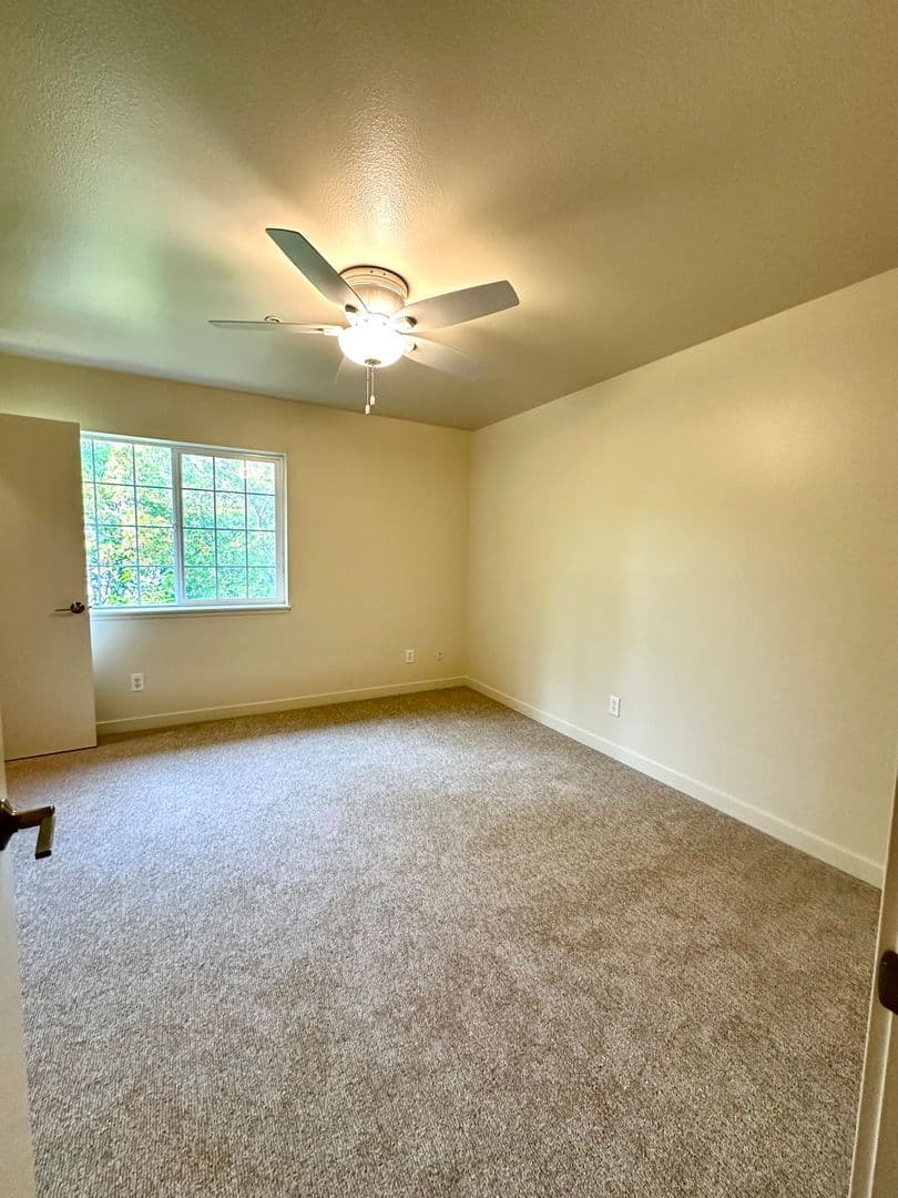 Bend Apartment: 1980 NE Zachary Ct