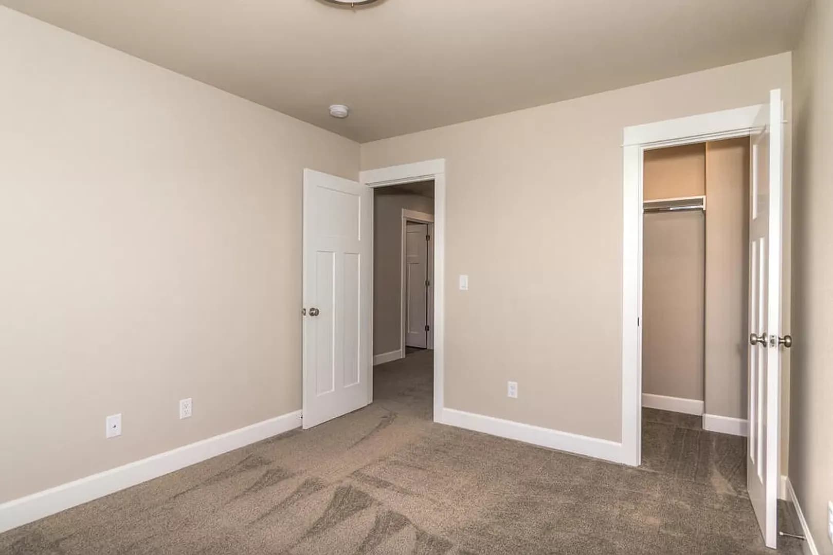 Bend House: 20478 Murphy Rd.