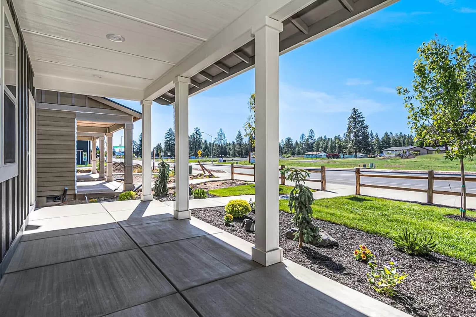 Bend House: 20478 Murphy Rd.